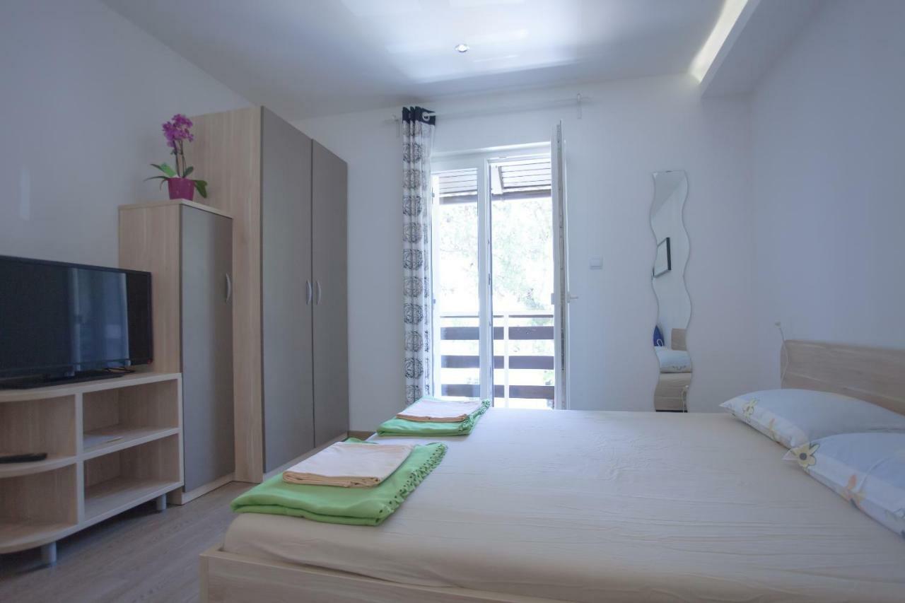 Studio Apartment - Seaview Премантура Екстериор снимка